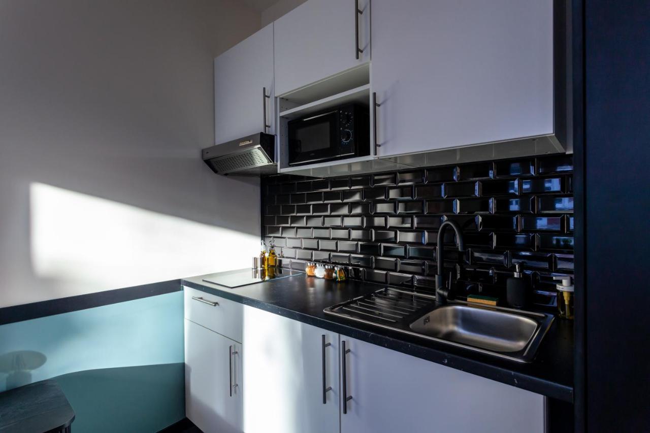 Hey - Aparthotel Брюссель Экстерьер фото